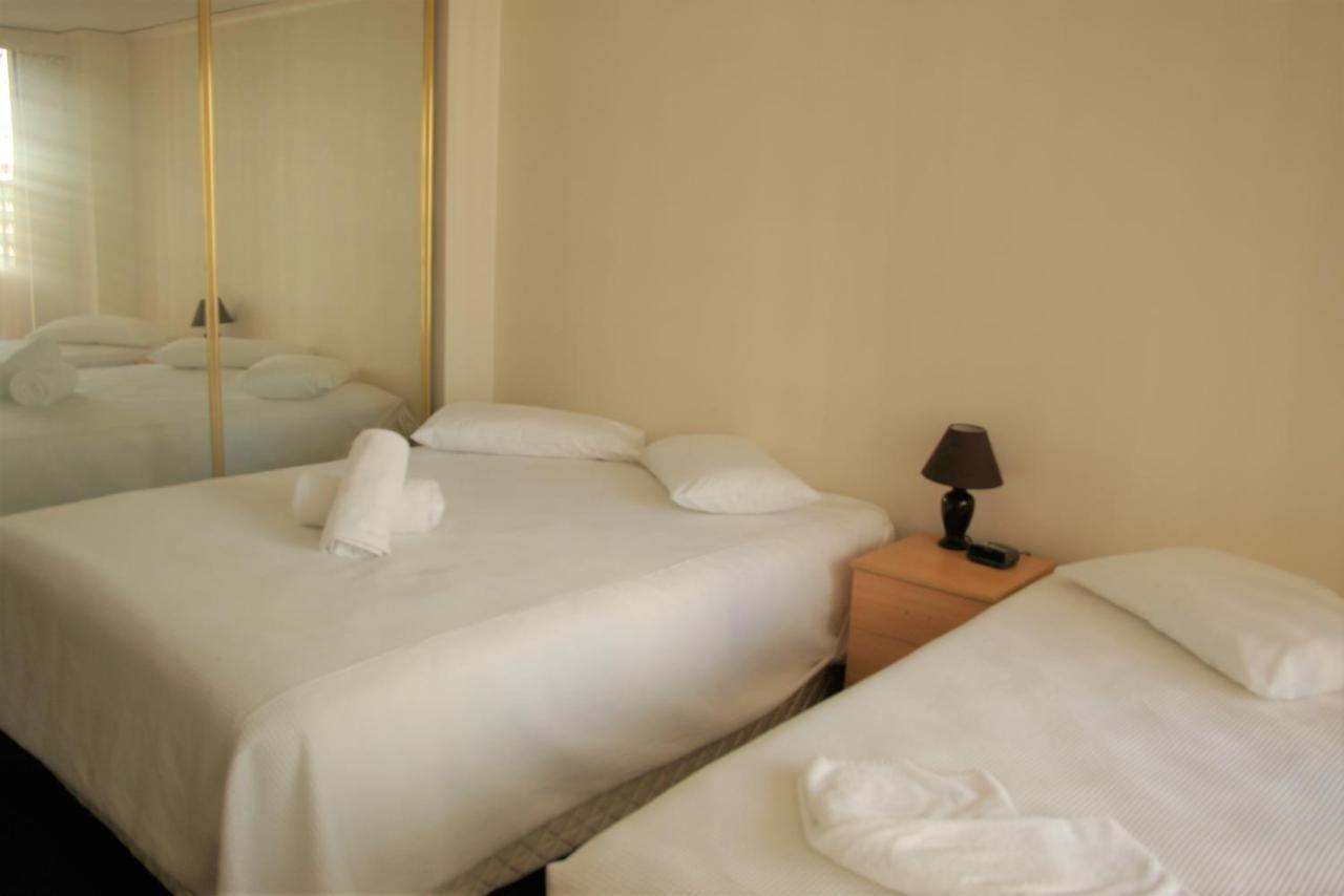 Accommodation Sydney - Kent Street Sydney Cbd Top Floor 2 Bedroom Apartment With Balcony Экстерьер фото